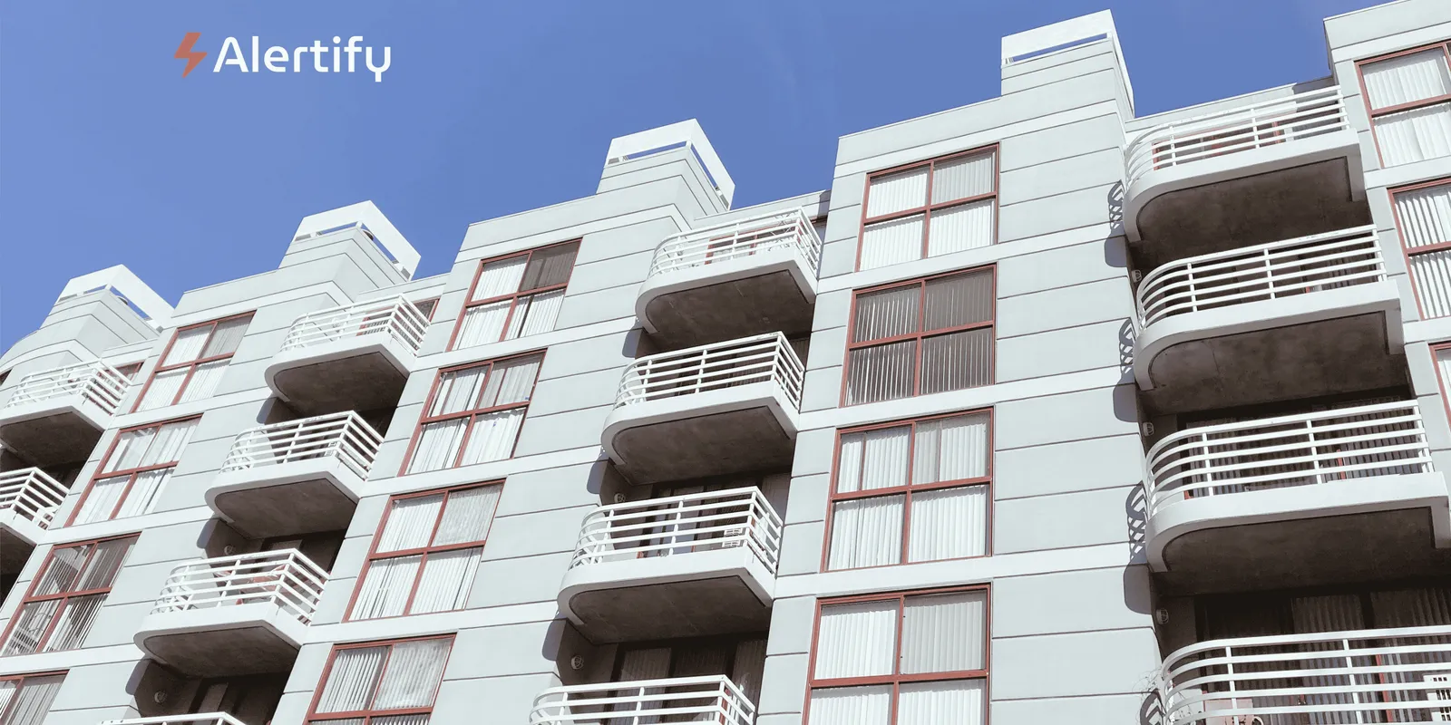 How Multifamily Smoking Monitors Improve Tenant Relations and Property Value