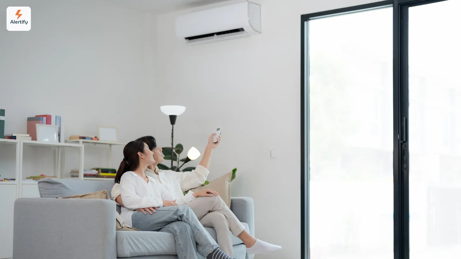 Ideal Indoor Temperature & Humidity for Short-Term Rentals And How to Keep It That Way image
